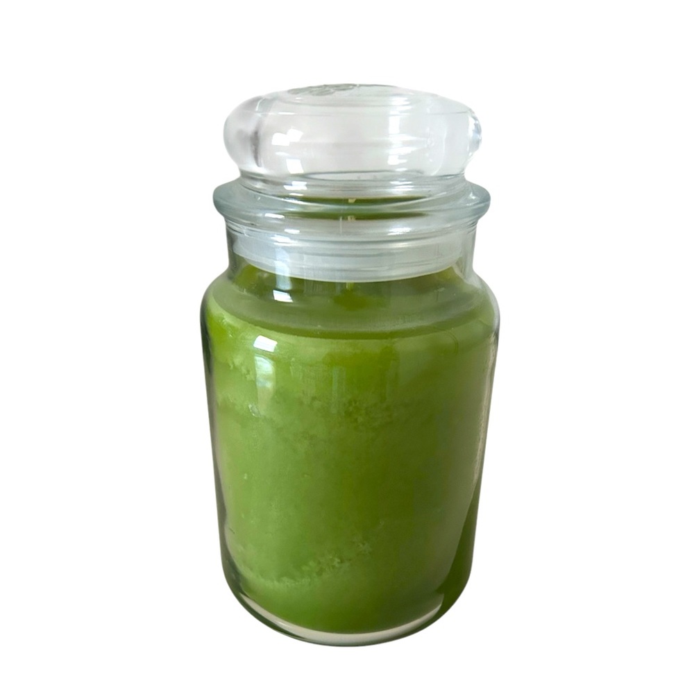 Yankee Candle Fresh Lime & Avocado Green Candle NWT - Picture 2 of 5